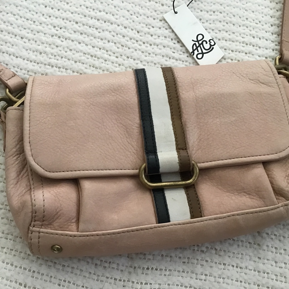 ALCO Ivy Flap crossbody
